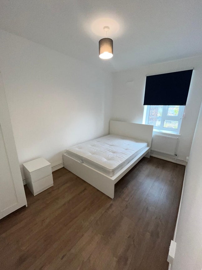 Room in a Shared Flat, Cliffsend House, SW9 Main Photo