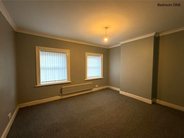 Spacious Shared Property - Good Location Main Photo