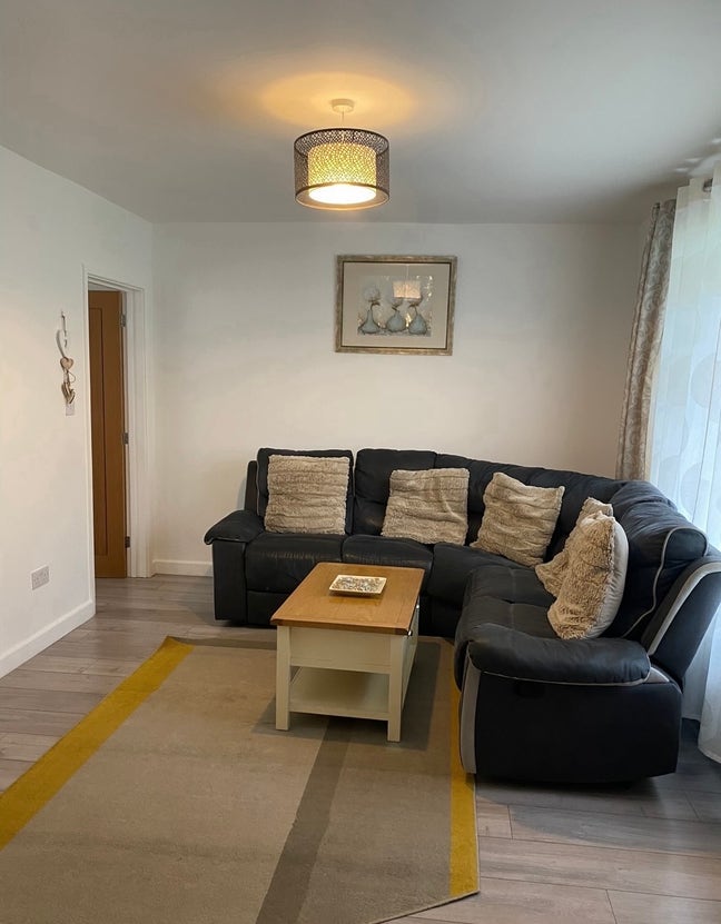 House to rent Main Photo