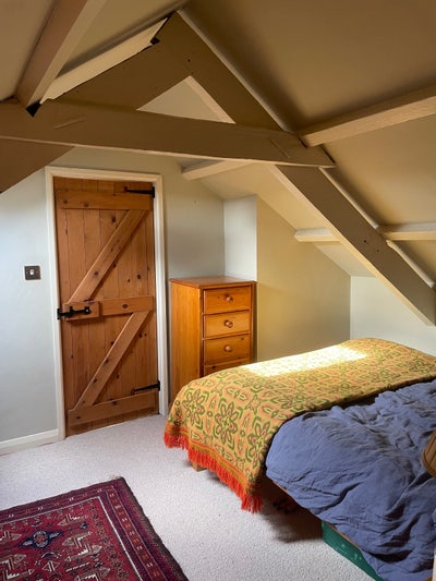 Double room for rent near the sea Main Photo