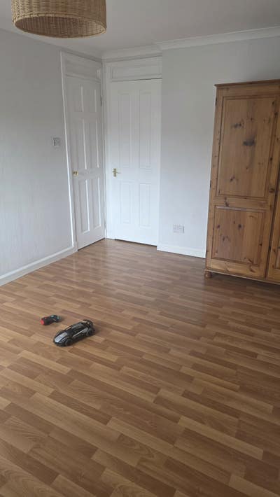 Beautiful house spare room  Main Photo