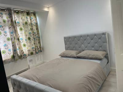 🌟 Premium En-Suite Room in Professional HouseTW13 Main Photo