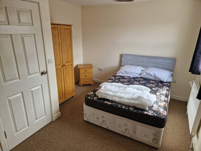 Double rooms available  Main Photo