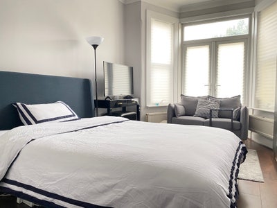 Spacious Room in Finchley  Main Photo