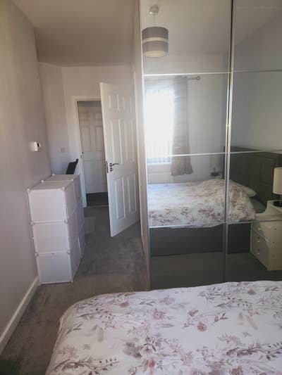 1 bedroom with on suite, bills included. Main Photo