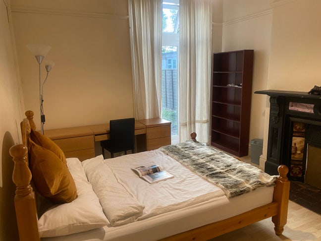 Double Room - HMO- Furnished, Bills, WiFi+cleaning Main Photo