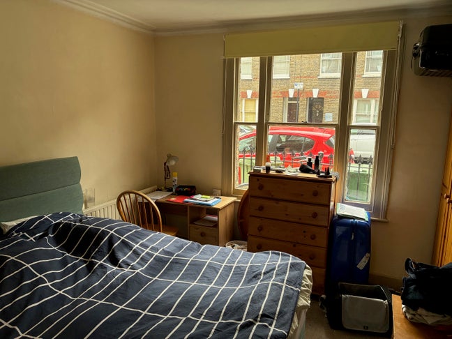 Room in a house in Elephant and Castle Main Photo