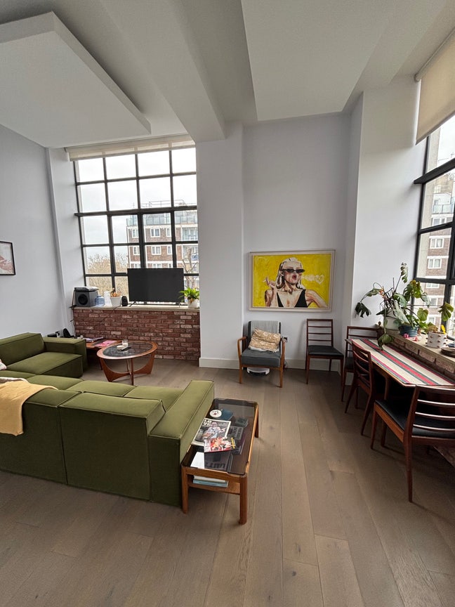 Large double room with en-suite  Main Photo