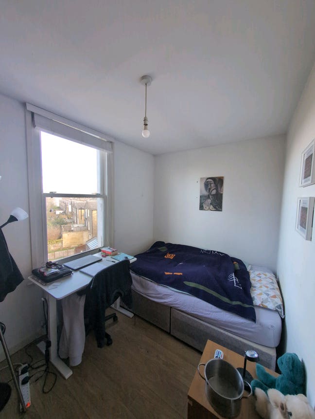 Bright Single Room between Brixton and Herne Hill Main Photo