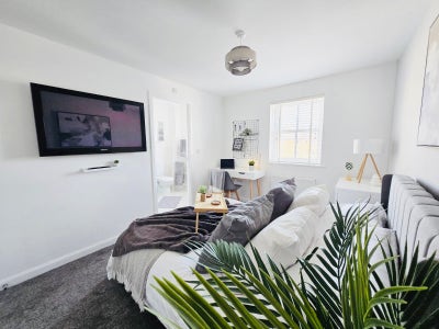 🤩 Wow Brand New Rooms from &pound;650!! City Centre! 🏡 Main Photo