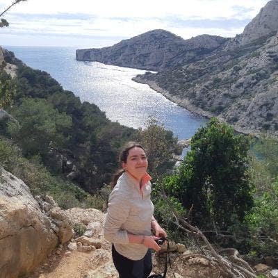 Professional Female seeks a double room Main Photo