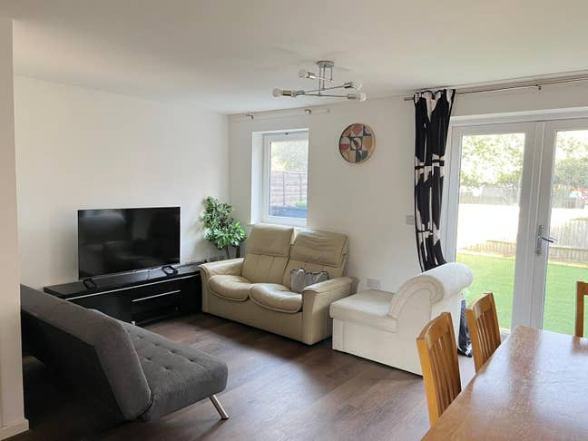 En-Suite & Double Rooms | Dartford DA1 Main Photo