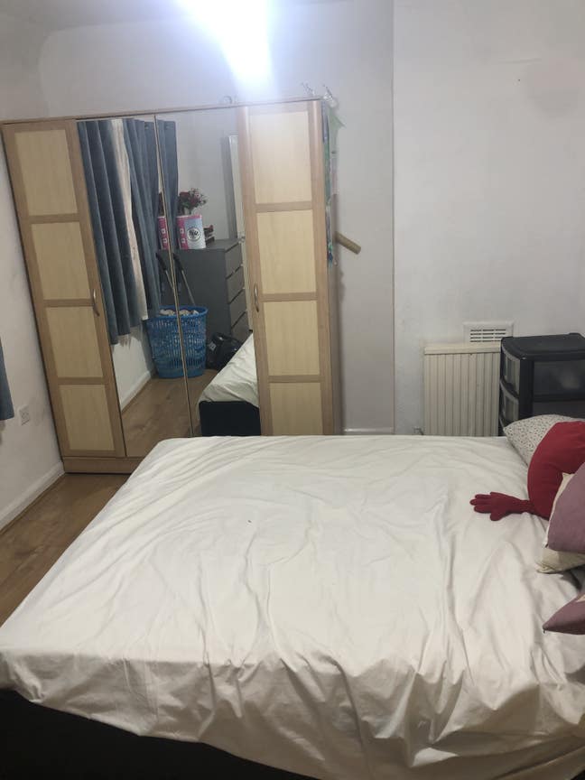 Double room to rent in bulwell Main Photo