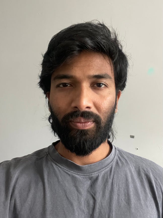 Professional Male seeks a single or double room Main Photo