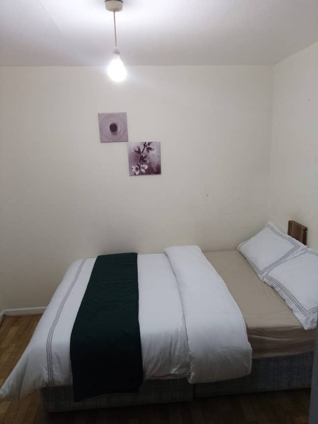 Freshly Renovated House at Degrey Street HU5 Main Photo