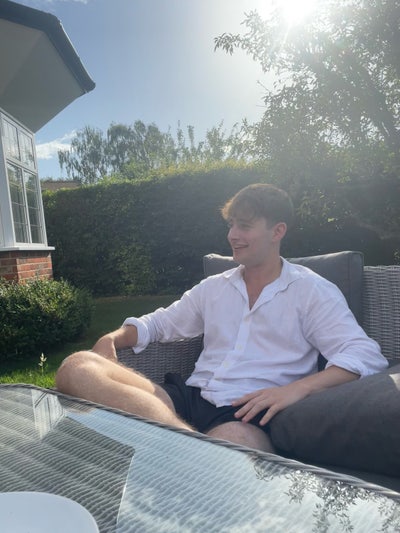 Room share - mixed or any  Main Photo