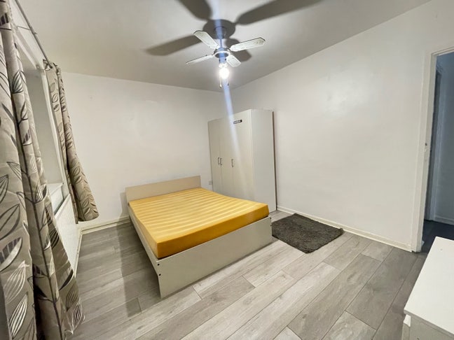 One Double Room to Rent, Barking  Main Photo