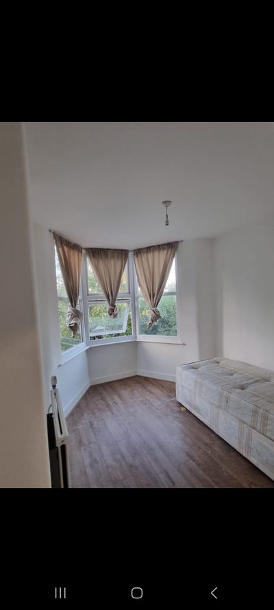 Double Room turnpike lane Haringey north London Main Photo