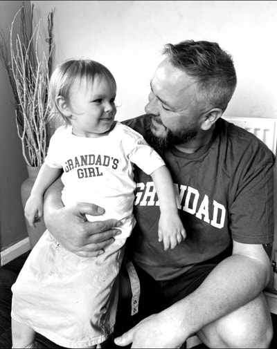 Professional Male seeks a double room or apartment Main Photo