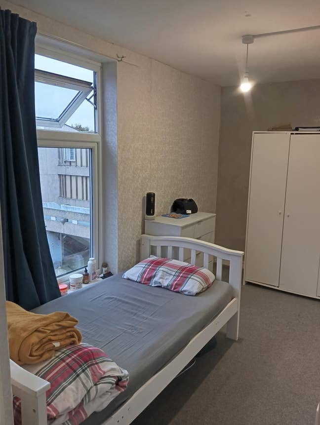 Room available in Abbey Wood Station  Main Photo