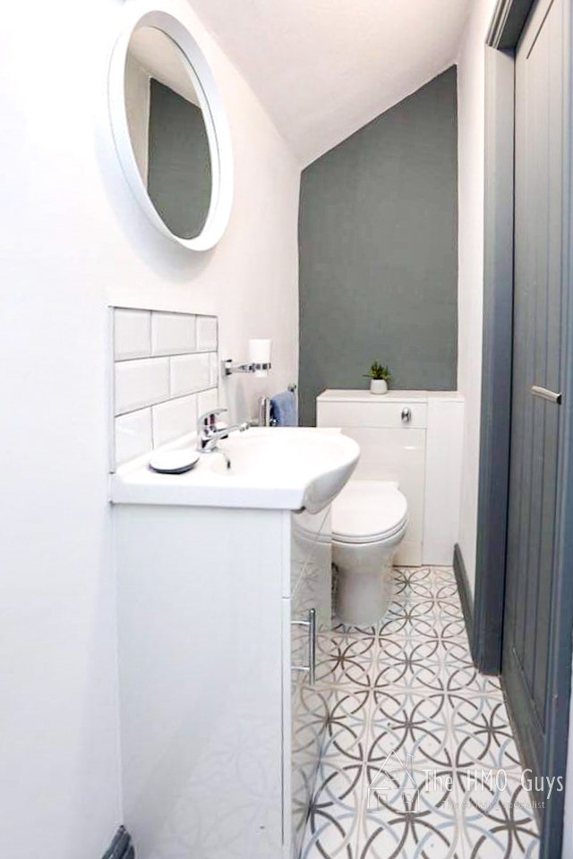 En-Suite Rooms – a Stroll to Media Ciy Main Photo