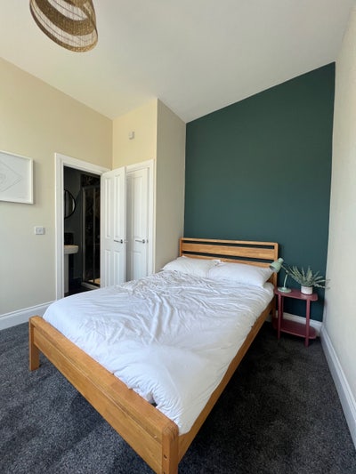 Ensuite room in Ballyhackamore/glider route  Main Photo