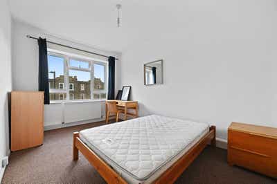 2 DBLS, Short let considered, Balcony Main Photo