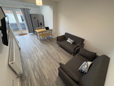 Double Room Bridgman Road  Main Photo