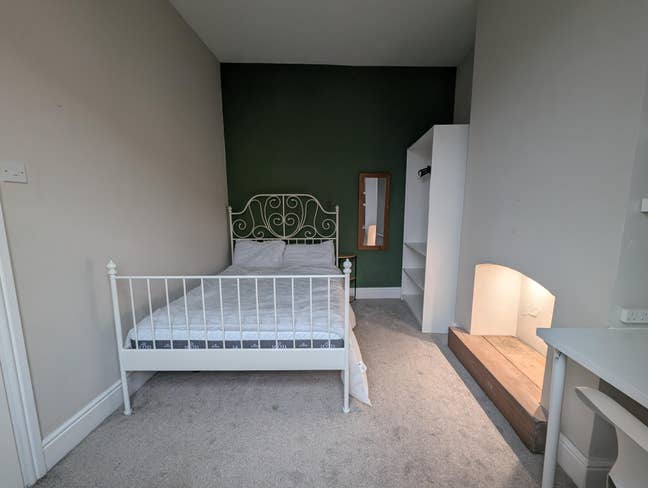 Furnished double room near Keele University – &pound;420 Main Photo