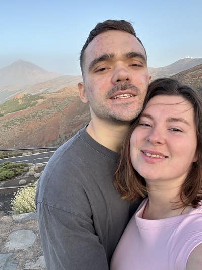 Professional couple seeking a quiet, pet-friendly  Main Photo