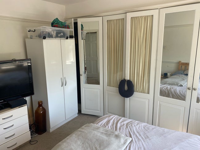 Room Available  Main Photo