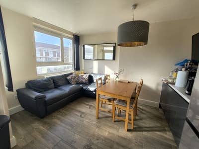 Double room in Mile End - Bills Included Main Photo