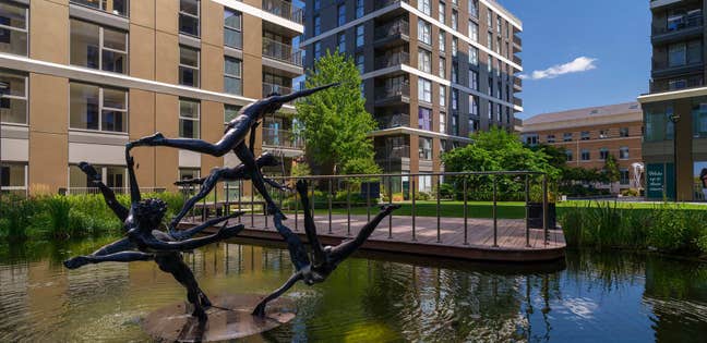 🔥 1 Amazing En-suite double bed room in Staines Main Photo