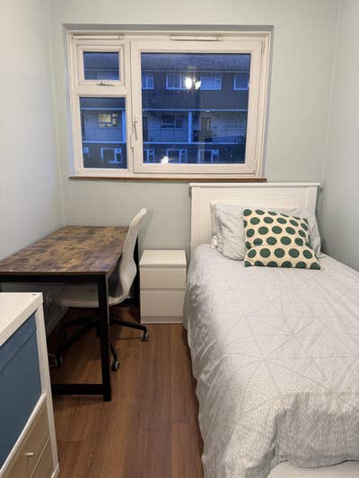 Bright Single Room in Fulham SW6 & Cleaner inc Main Photo