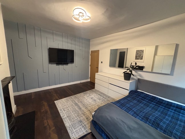 Spacious Double Room A Stones Throw From Station  Main Photo