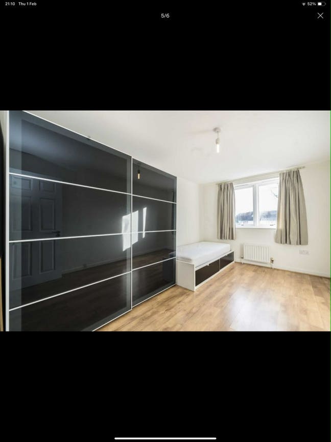 Medium double room to rent in North Finchley Main Photo