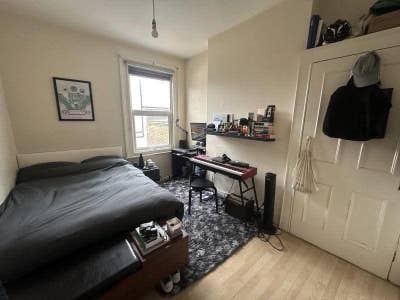 Double Room in Fulham Main Photo