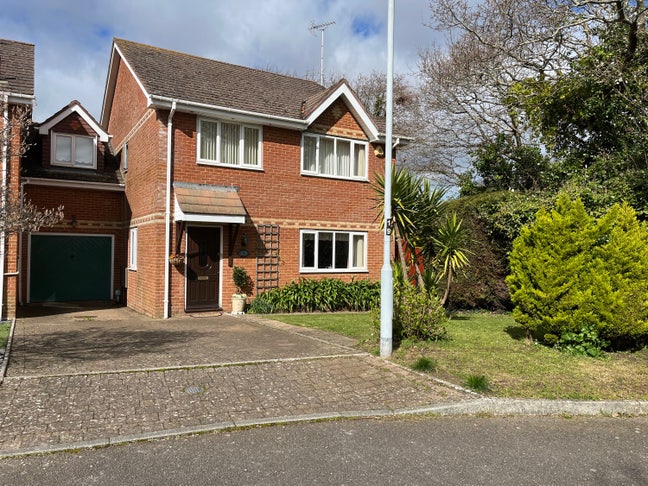 Double room in quiet cul-de-sac near  harbour Main Photo