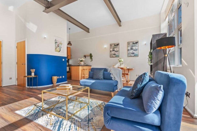 Bills included 1-Bed Flat | 30-180 Days stay | JA  Main Photo