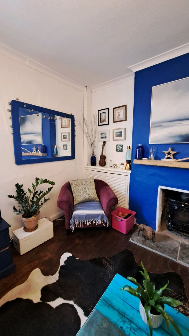 Double  room in quirky cottage Main Photo