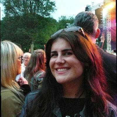 Looking for a room from April! Main Photo