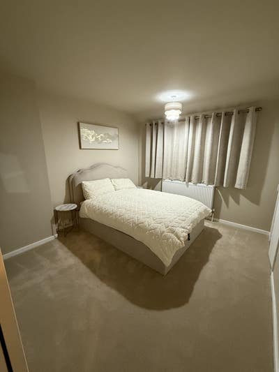 Single/Double Room available in B31 Main Photo