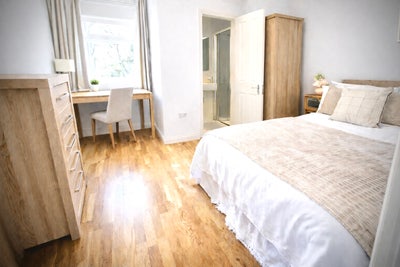  Luxury Ensuite Room | Garden View | Bills Inc N22 Main Photo