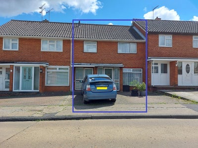 A half en-suit single room available in Basildon Main Photo