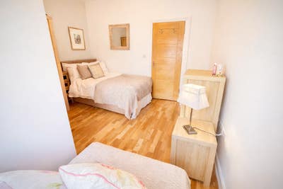  Luxury Ensuite Room | Garden View | Bills Inc N22 Main Photo