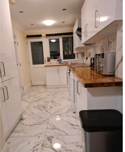 Spacious loft place that comes fully furnished  Main Photo