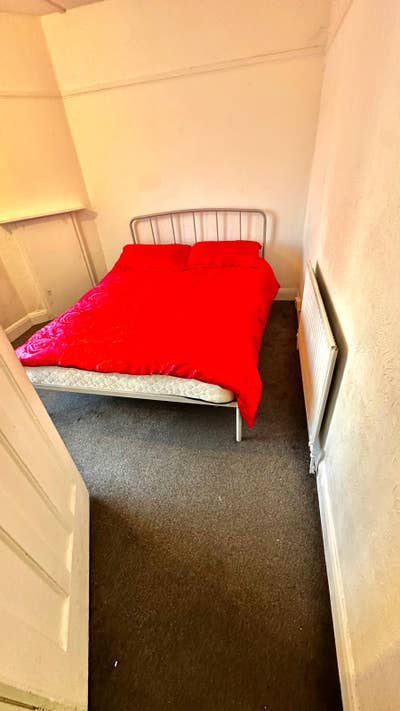 &pound;725 - Double Room Very Close to Brunel Main Photo