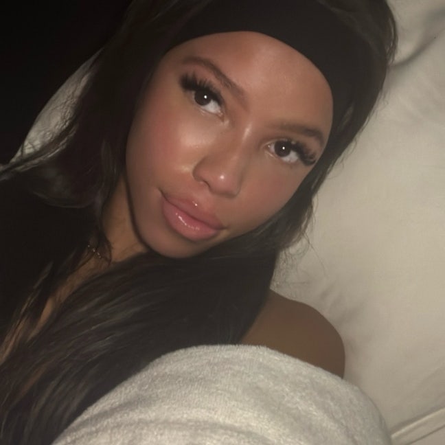 Looking for a flatmate x Main Photo