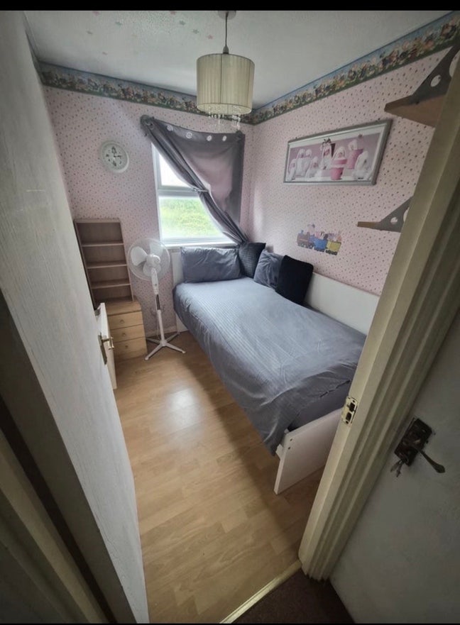 Single  room to rent Main Photo