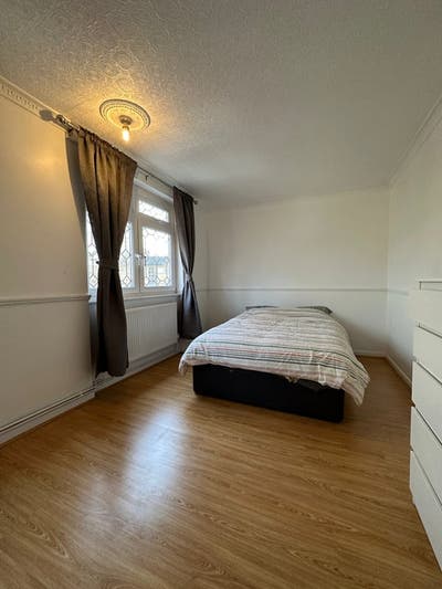 Two Large Double Rooms in 4Bed Flat – Canary Wharf Main Photo